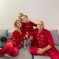 Personalisierter Familien-Weihnachtspyjama Maßgeschneiderter Pyjama aus rotem Samt