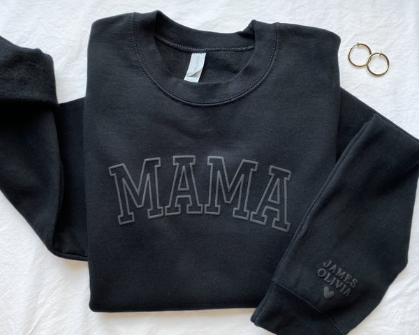 Personalisiertes Mama-Sweatshirt mit Kindernamen auf dem Ärmel, Muttertagsgeschenk für Mama